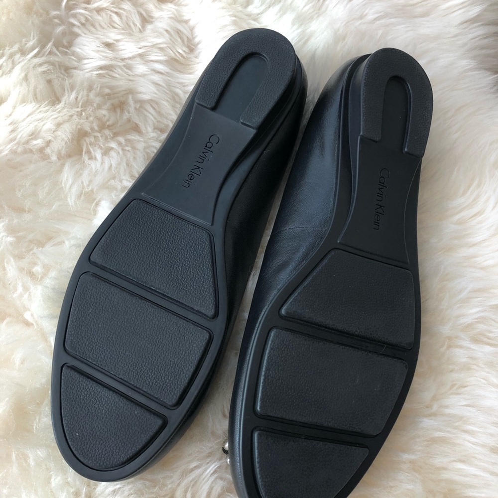 NWT Calvin Klein Black Mackenzie Flats - Picture 6 of 6